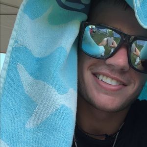 Meet your Posher, Zack